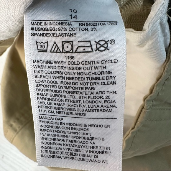 NWT Gap 4" Women’s Downtown Khaki Shorts Sz 10 Beige Mid Rise Stretch - Picture 8 of 10